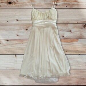 City Triangles White Mini Formal Juniors Dress Size S